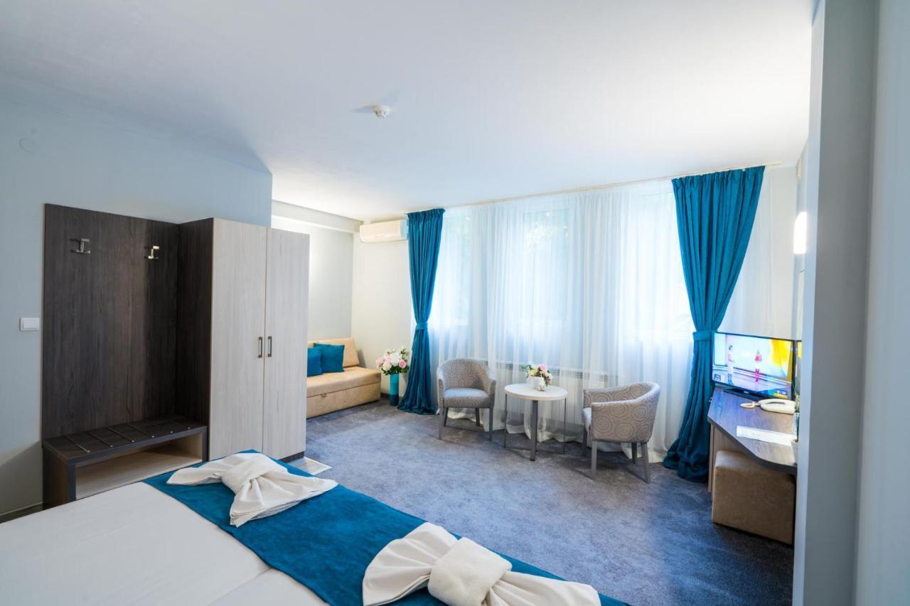 Family Park Hotel Kyoshkove Шумен Экстерьер фото