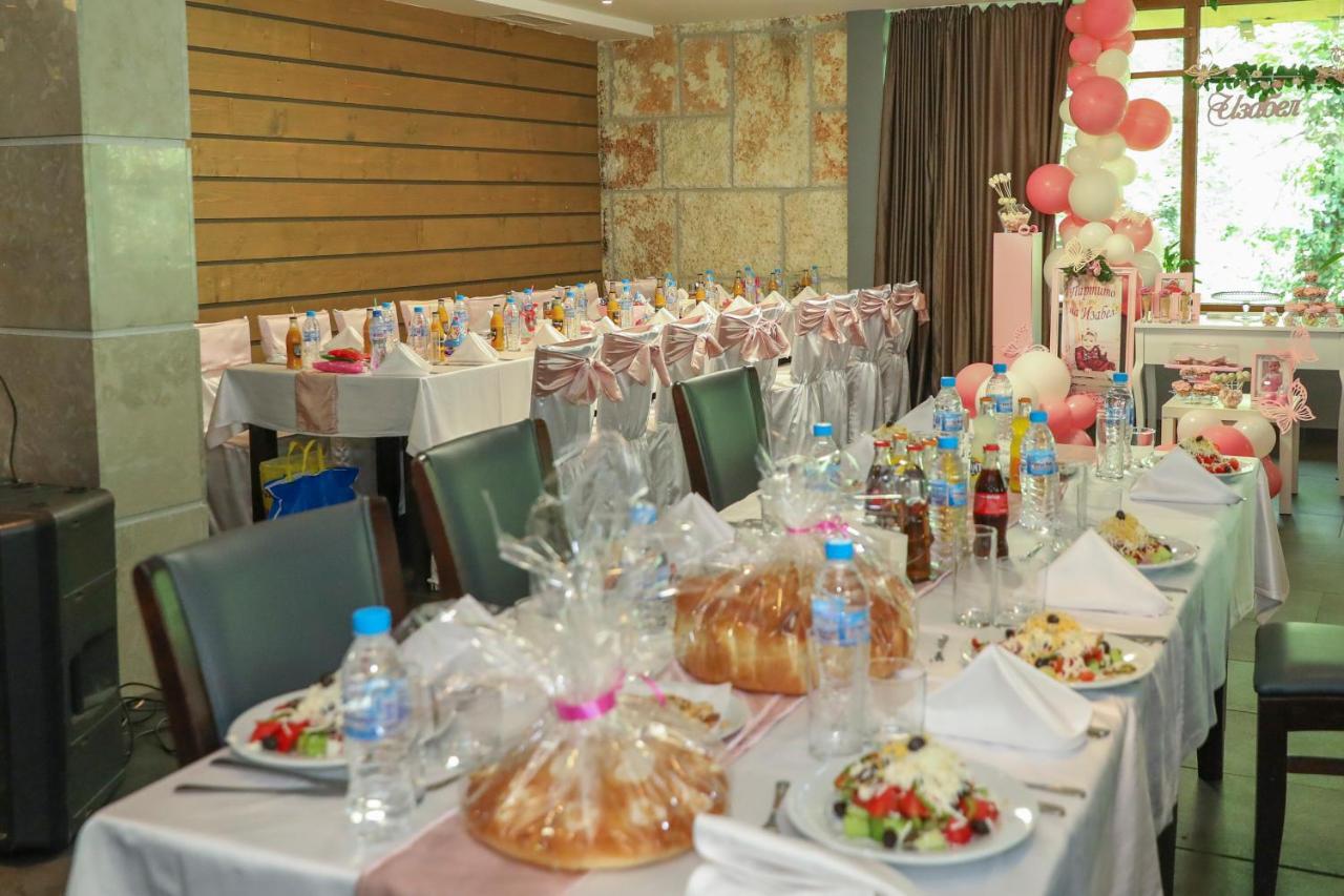 Family Park Hotel Kyoshkove Шумен Экстерьер фото